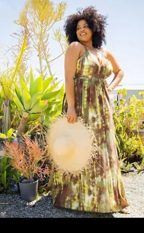 Back Me Maxi Dress