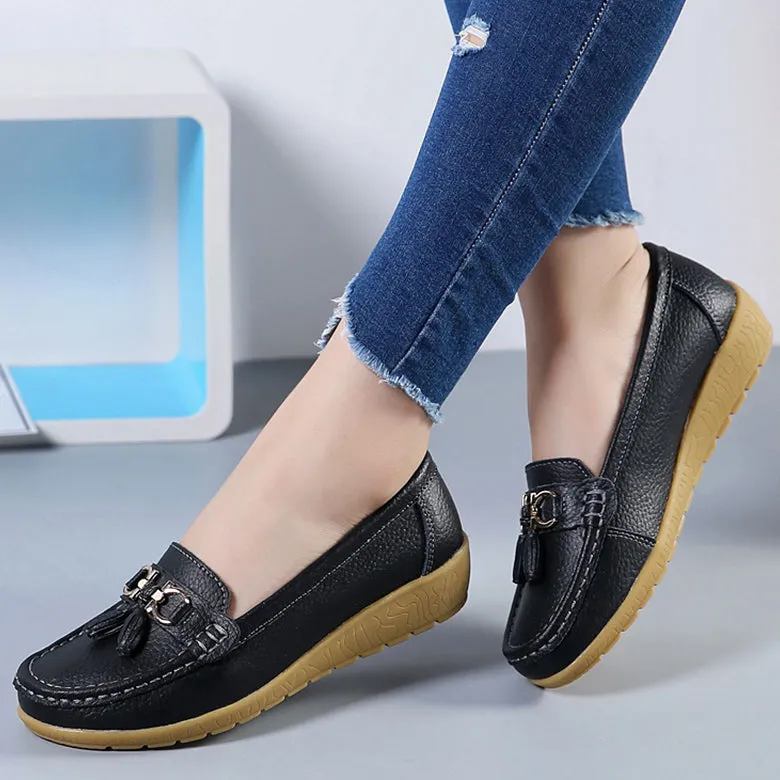 Cassia - Stylish Low-Heeled Sneakers for Women