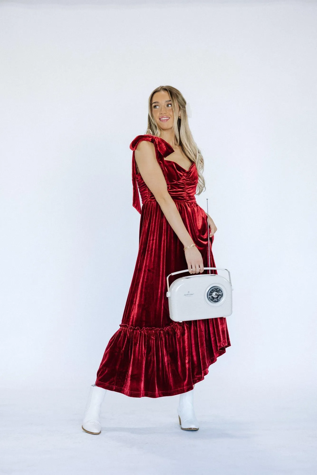 Cindy Velvet Dress In Red