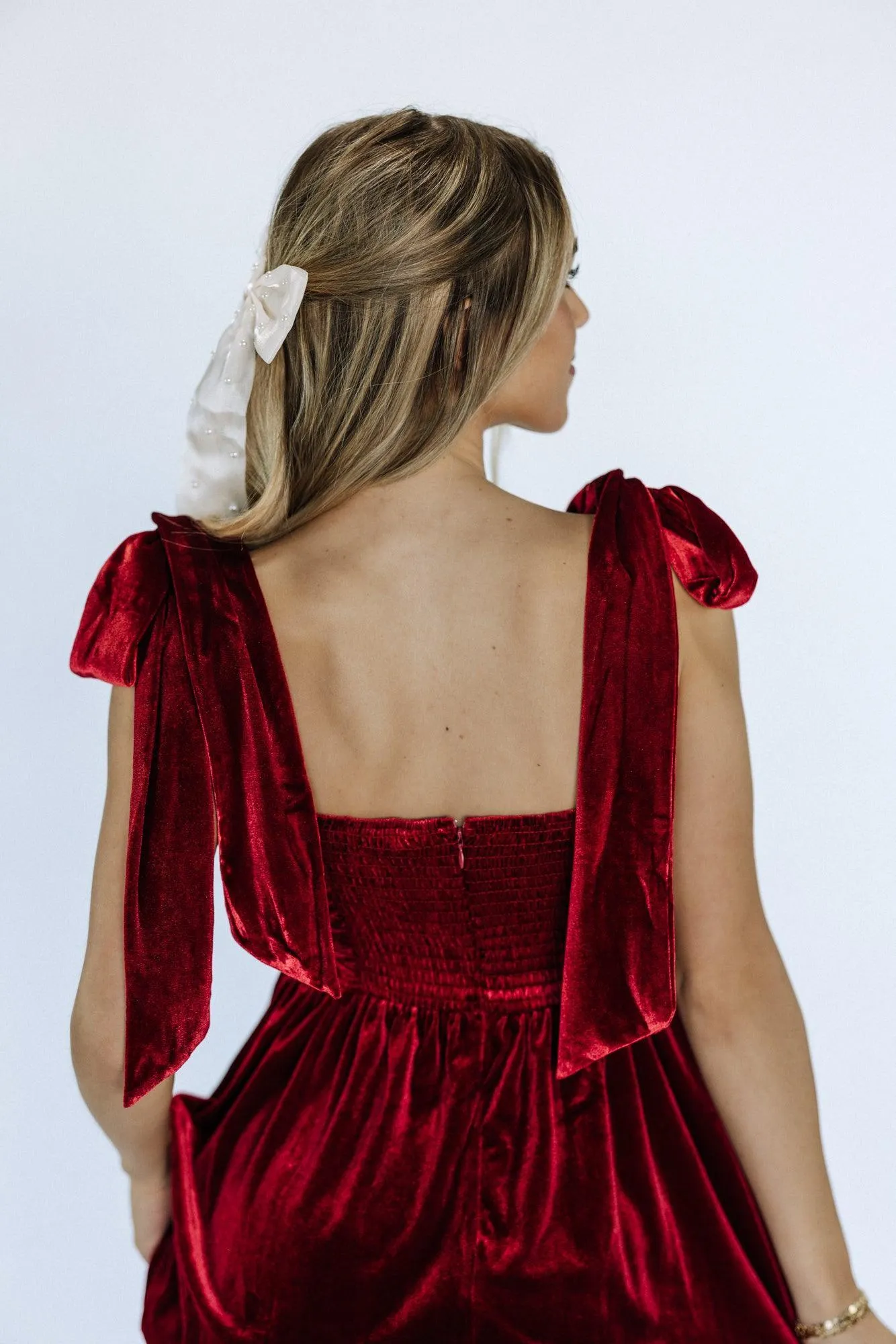Cindy Velvet Dress In Red