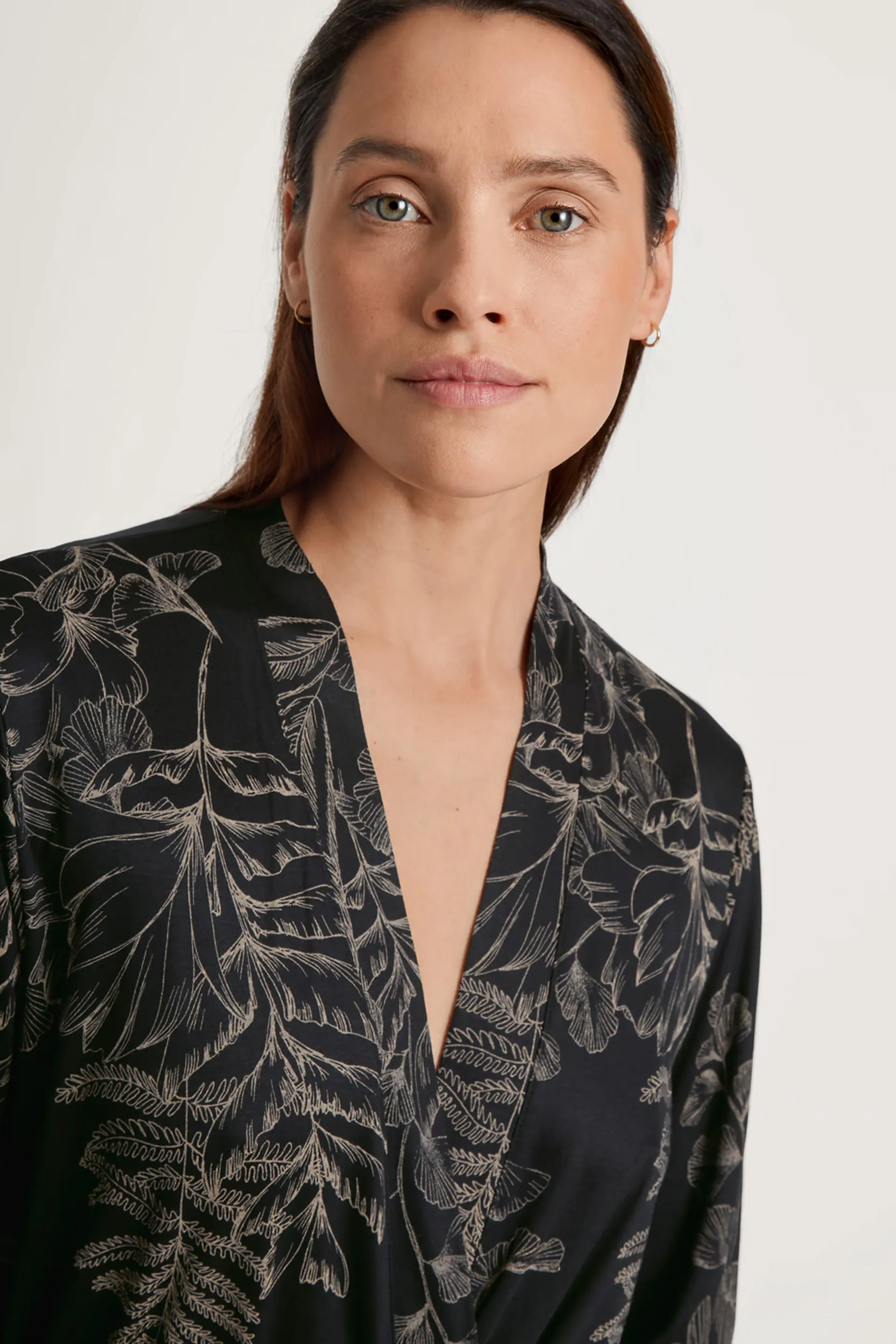 Favourites Seduction Kimono Black
