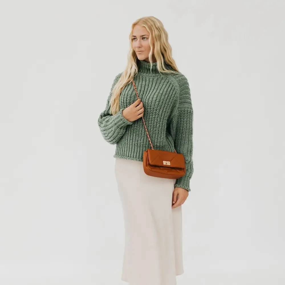 Queenie Crossbody in Brown
