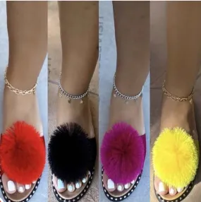 "PUFFBALL" FLAT SANDALS