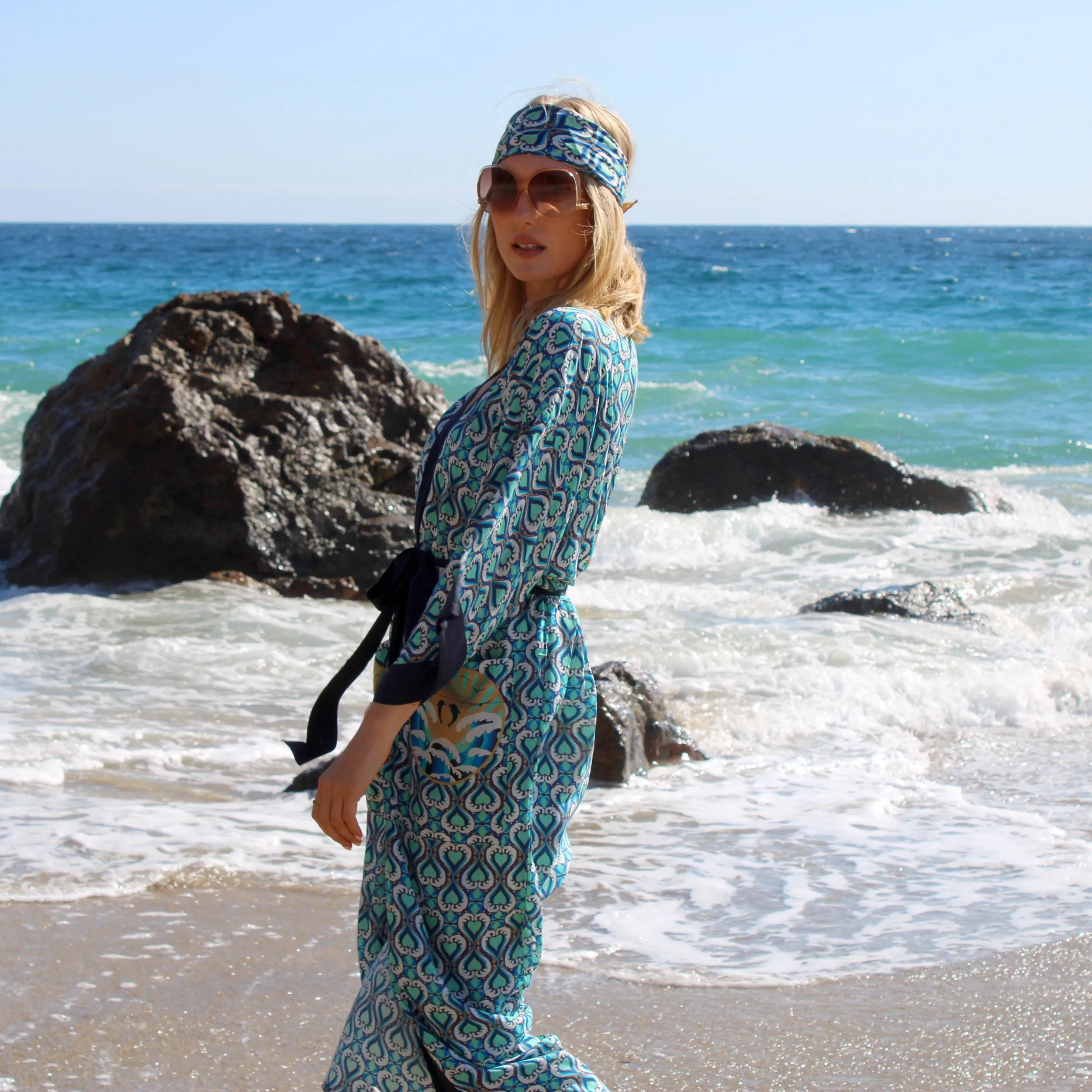 Surfrider Kimono