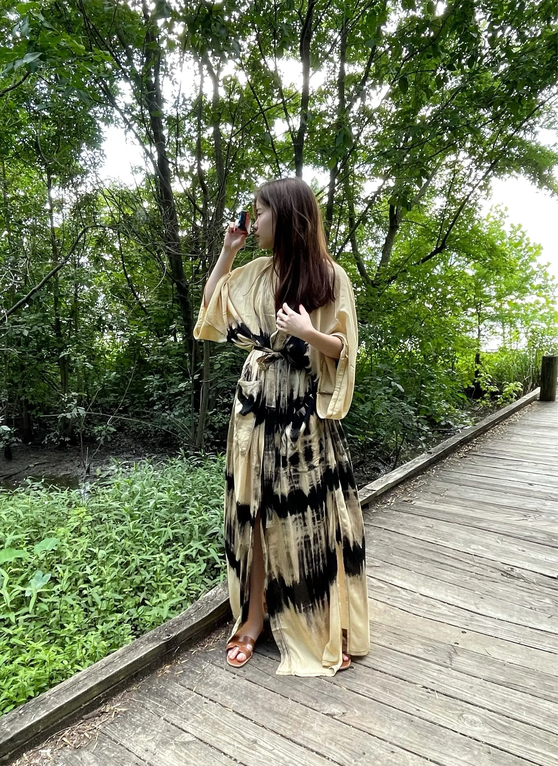 Swan Tie Dye Kimono Robe - Beige/Black